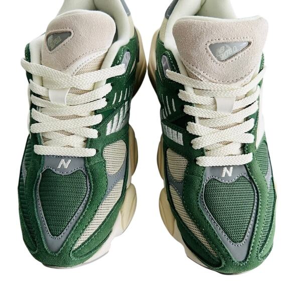 New Balance 9060 Nori Mens Size 7.5 Ladies 9 #U9060VNG NEW Authentic in Box - Picture 4 of 9